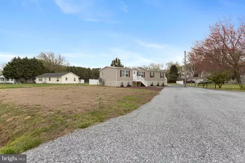 2422 Bowers Beach Rd, Frederica, DE 19946