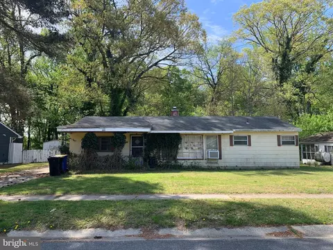 220 S Governors Blvd, Dover, DE 19901 photo 2
