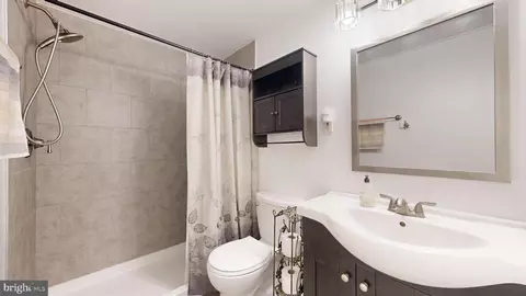Bath - 89 N Halsey Rd, Dover, DE 19901 photo 1 of 1