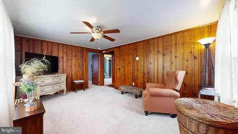 Entry Way - 89 N Halsey Rd, Dover, DE 19901 photo 1 of 6