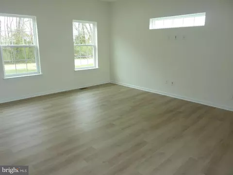 189 Villa Dr, Clayton, DE 19938 photo 9