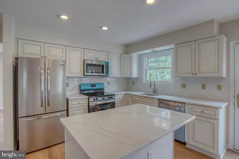245 Meadow Dr, Dover, DE 19904 photo 18