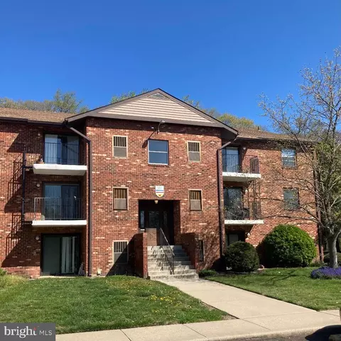 10 Chase Hall, Dover, DE 19904