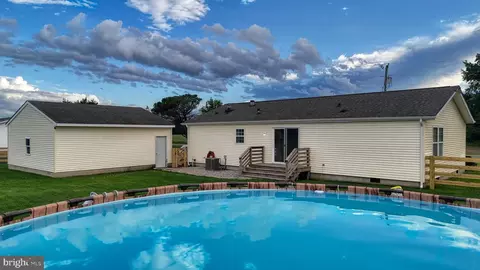 40 Holletts Corner Rd, Clayton, DE 19938
