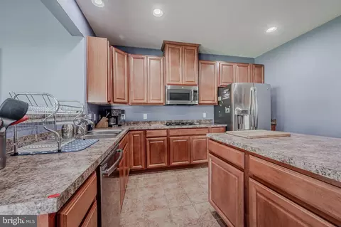 Kitchen - 351 Loganberry Ter, Dover, DE 19901 photo 2 of 2