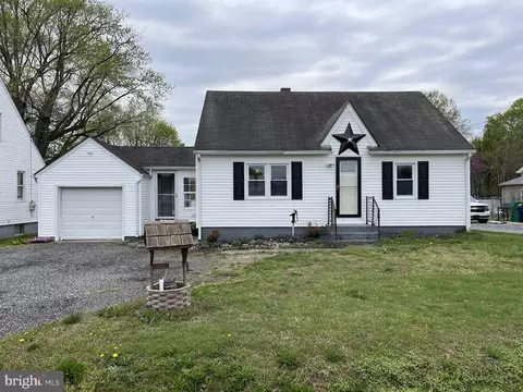 10370 S Dupont Hwy, Felton, DE 19943