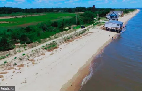 163 S Big Stone Beach Dr, Milford, DE 19963