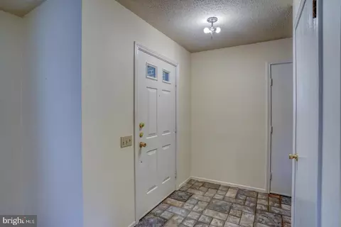 12 Squire Cir, Dover, DE 19901 photo 4