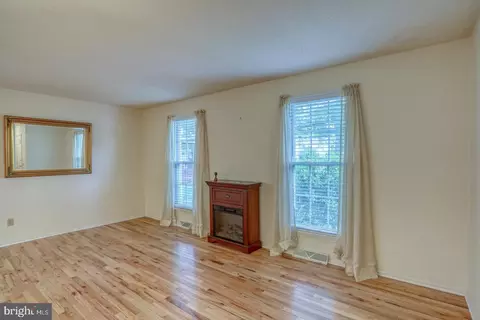 12 Squire Cir, Dover, DE 19901 photo 6