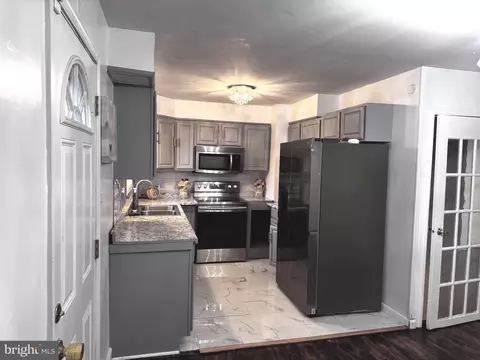 Kitchen - 310 David Hall Rd, Dover, DE 19904 photo 2 of 3