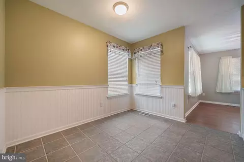Entry Way - 291 Greenwich Dr, Dover, DE 19901 photo 2 of 5