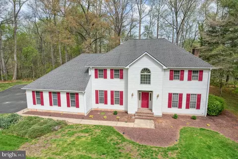 9 Medinah Ct, Dover, DE 19904