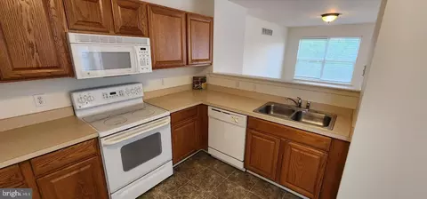 335 Paradee Dr, Dover, DE 19904 photo 21