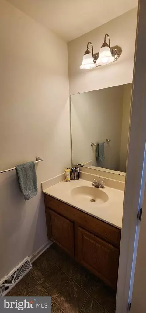 335 Paradee Dr, Dover, DE 19904 photo 16