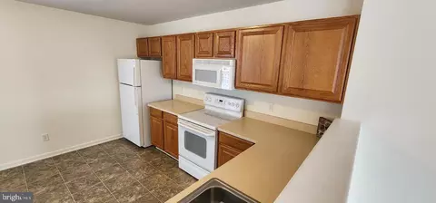 335 Paradee Dr, Dover, DE 19904 photo 14