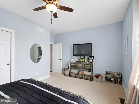 Bedroom - 11 Ponds Edge Way, Dover, DE 19904 photo 3 of 6