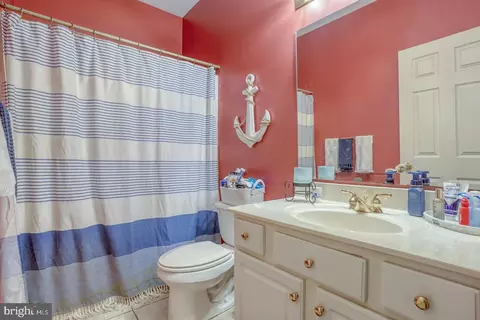 Bath - 38 Bandcroft Dr, Camden Wyoming, DE 19934 photo 2 of 2