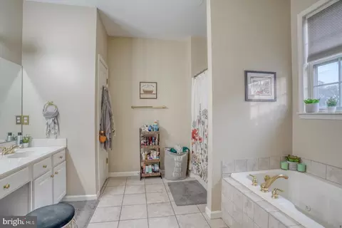 Entry Way - 38 Bandcroft Dr, Camden Wyoming, DE 19934 photo 5 of 5