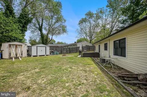Exterior - 87 Wayne Dr, Dover, DE 19901 photo 2 of 2