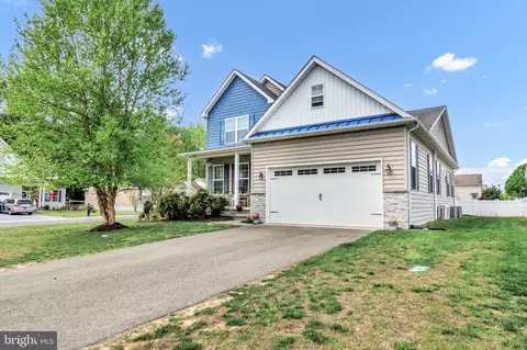 13 Split Oak Dr, Felton, DE 19943