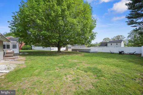 Exterior - 30 Tina Dr, Dover, DE 19901 photo 1 of 4