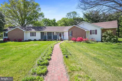414 Garrison Cir, Smyrna, DE 19977