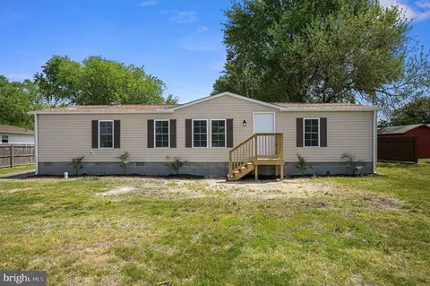 48 N Railroad Ave, Greenwood, DE 19950