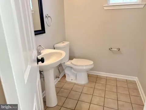 1361 W North St, Dover, DE 19904 photo 30