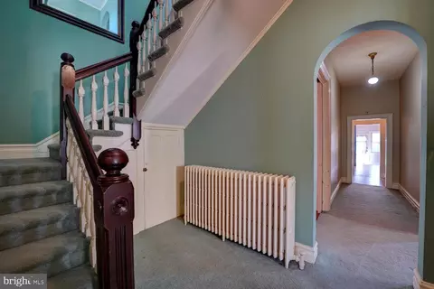 Entry Way - 10 N State St, Dover, DE 19901 photo 2 of 27