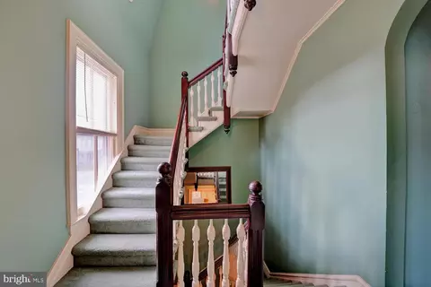 Entry Way - 10 N State St, Dover, DE 19901 photo 10 of 27