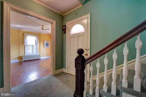 Entry Way - 10 N State St, Dover, DE 19901 photo 3 of 27