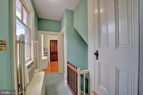 Entry Way - 10 N State St, Dover, DE 19901 photo 15 of 27