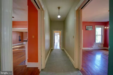 Entry Way - 10 N State St, Dover, DE 19901 photo 6 of 27