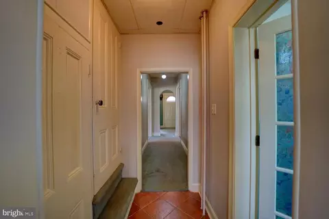 Entry Way - 10 N State St, Dover, DE 19901 photo 7 of 27