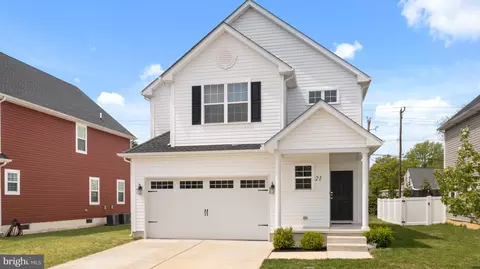 21 Schoolview Ln, Camden, DE 19934