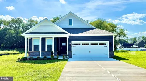 60 W Sarah Side Dr, Harrington, DE 19952