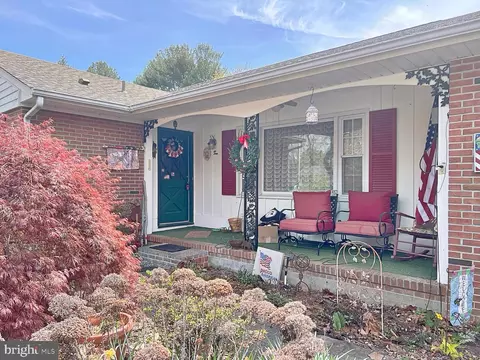 10 Smallwood Dr, Dover, DE 19901 photo 2