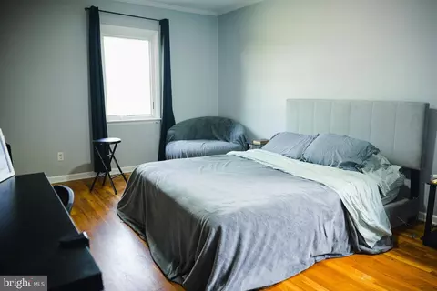 Bedroom - 727 Pear St, Dover, DE 19904 photo 1 of 10