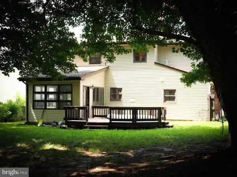 Exterior - 727 Pear St, Dover, DE 19904 photo 5 of 5