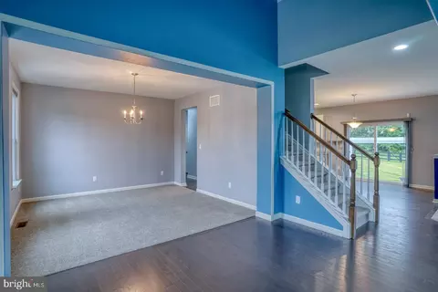 Entry Way - 790 Brookfield Dr, Dover, DE 19901 photo 3 of 6