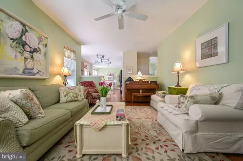 Living - 526 Carrington Dr, Dover, DE 19904 photo 3 of 3