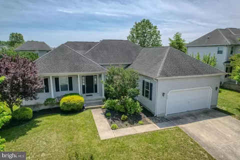 328 Gillibrook Ln, Dover, DE 19904