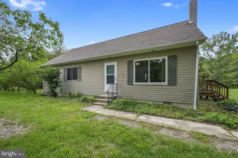 1181 Fox Hole Rd, Camden Wyoming, DE 19934