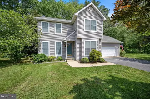 5 Governor Watson Ct, Milford, DE 19963