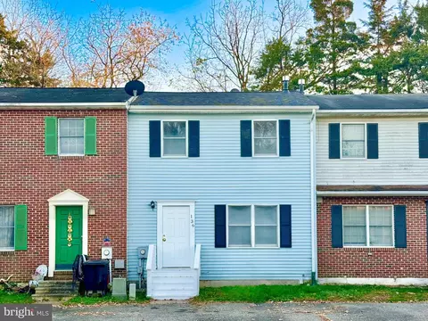 136 Hampton Dr, Dover, DE 19904