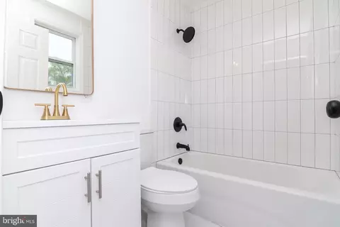 Bath - 162 Turner Dr, Dover, DE 19904 photo 5 of 5