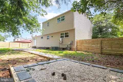 Exterior - 162 Turner Dr, Dover, DE 19904 photo 5 of 6