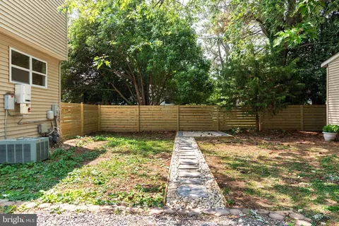 Exterior - 162 Turner Dr, Dover, DE 19904 photo 4 of 6