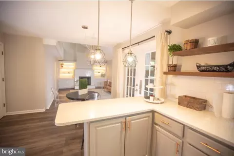 Entry Way - 330 Troon Rd, Dover, DE 19904 photo 5 of 12
