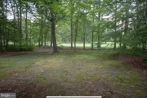 Exterior - 330 Troon Rd, Dover, DE 19904 photo 4 of 5
